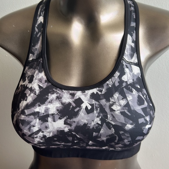 Grey Patterned Sports Bra Move Basic Medium - Picture 6 of 6